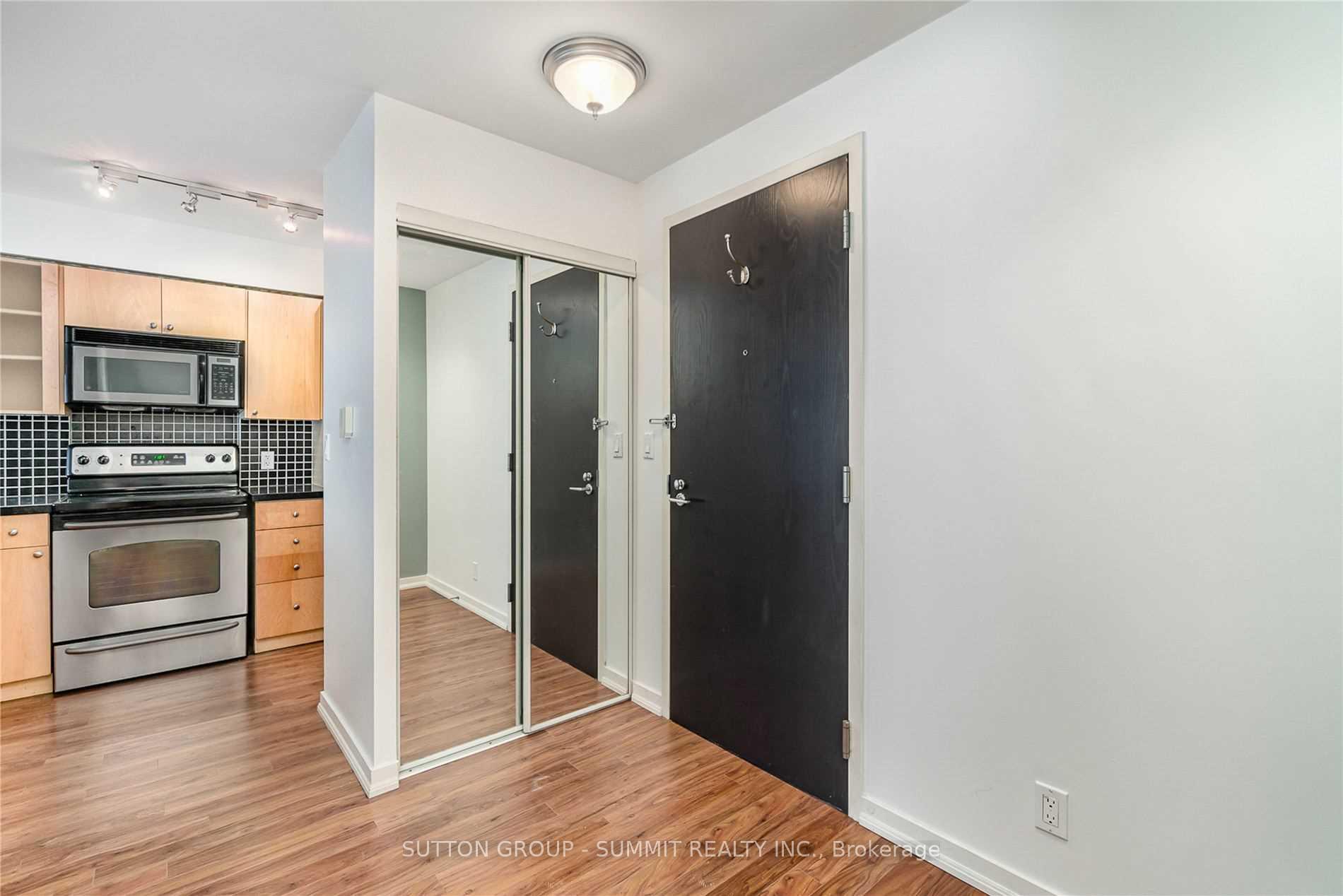 Photo 3 of Unit 416, 1005 King Street W, Toronto, Niagara — HOMEH