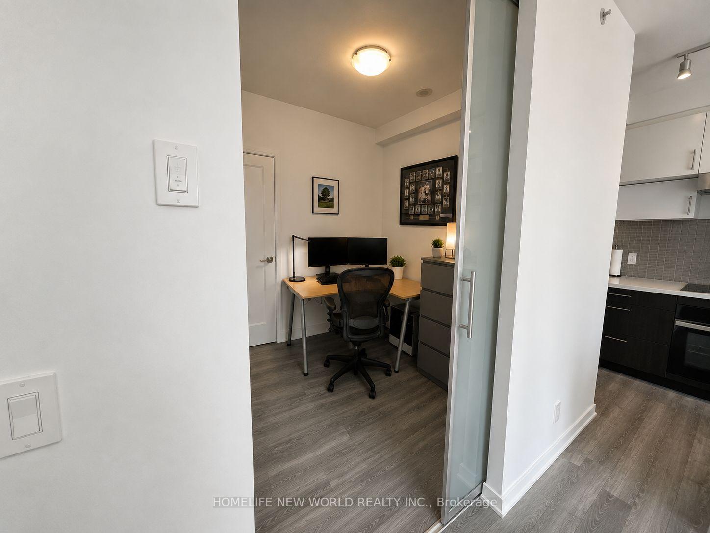 Photo 6 of Unit 1408, 8 Mercer Street, Toronto, Waterfront Communities — HOMEH