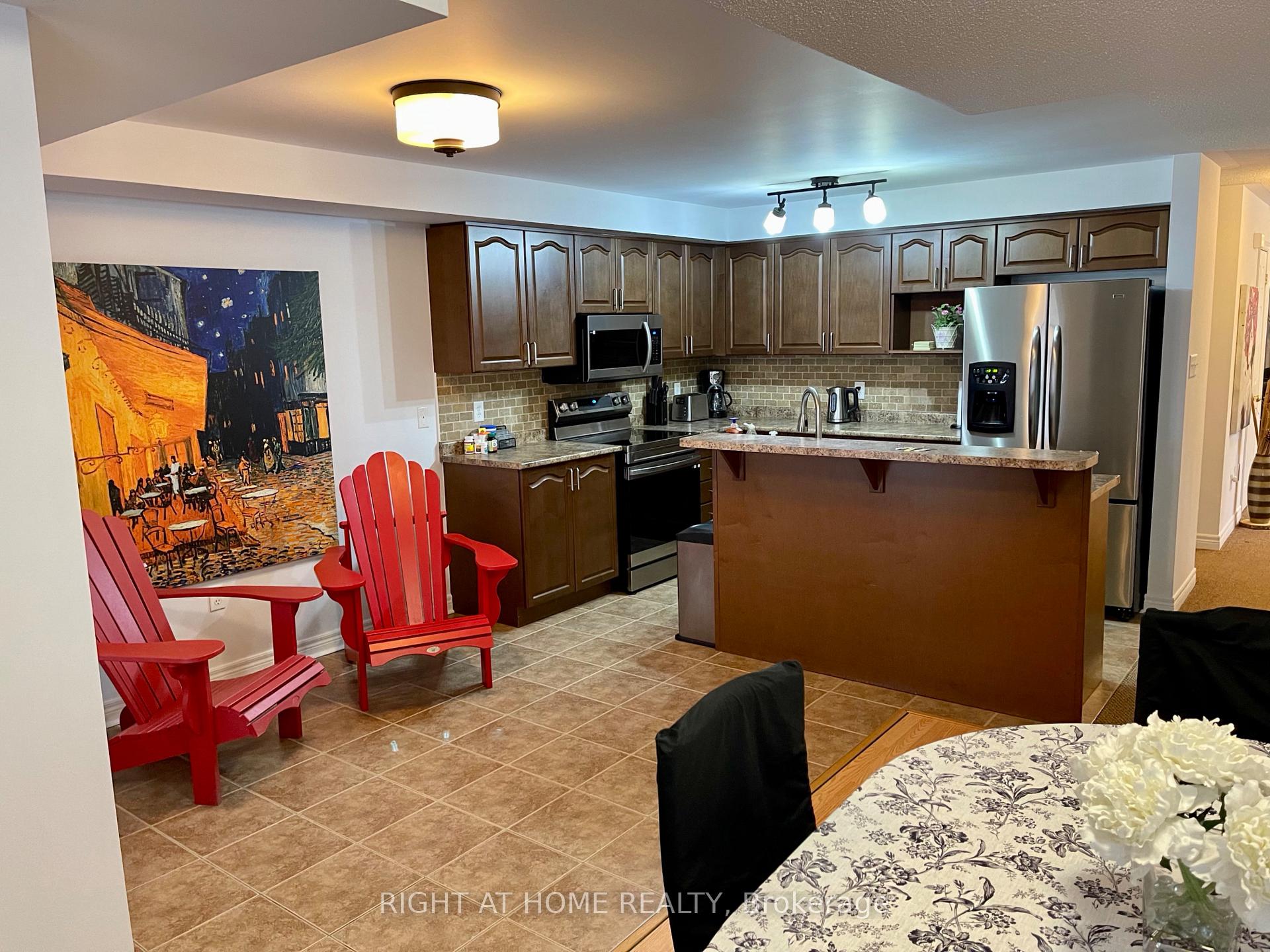 Photo 4 of Unit A, 2933 Bur Oak Avenue, Markham, Cornell — HOMEH