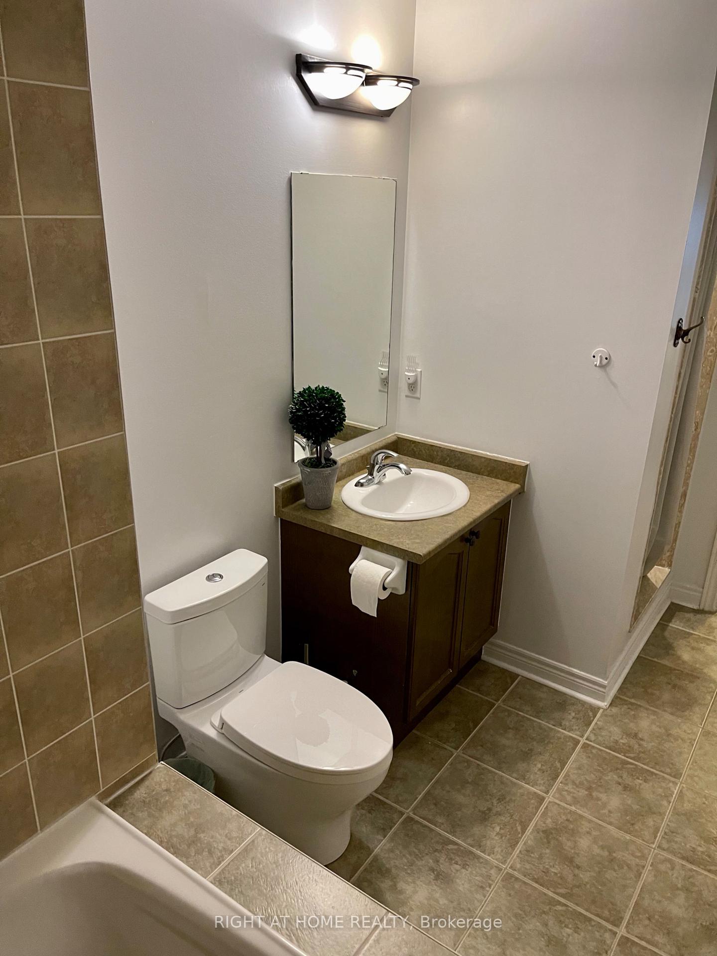 Photo 12 of Unit A, 2933 Bur Oak Avenue, Markham, Cornell — HOMEH