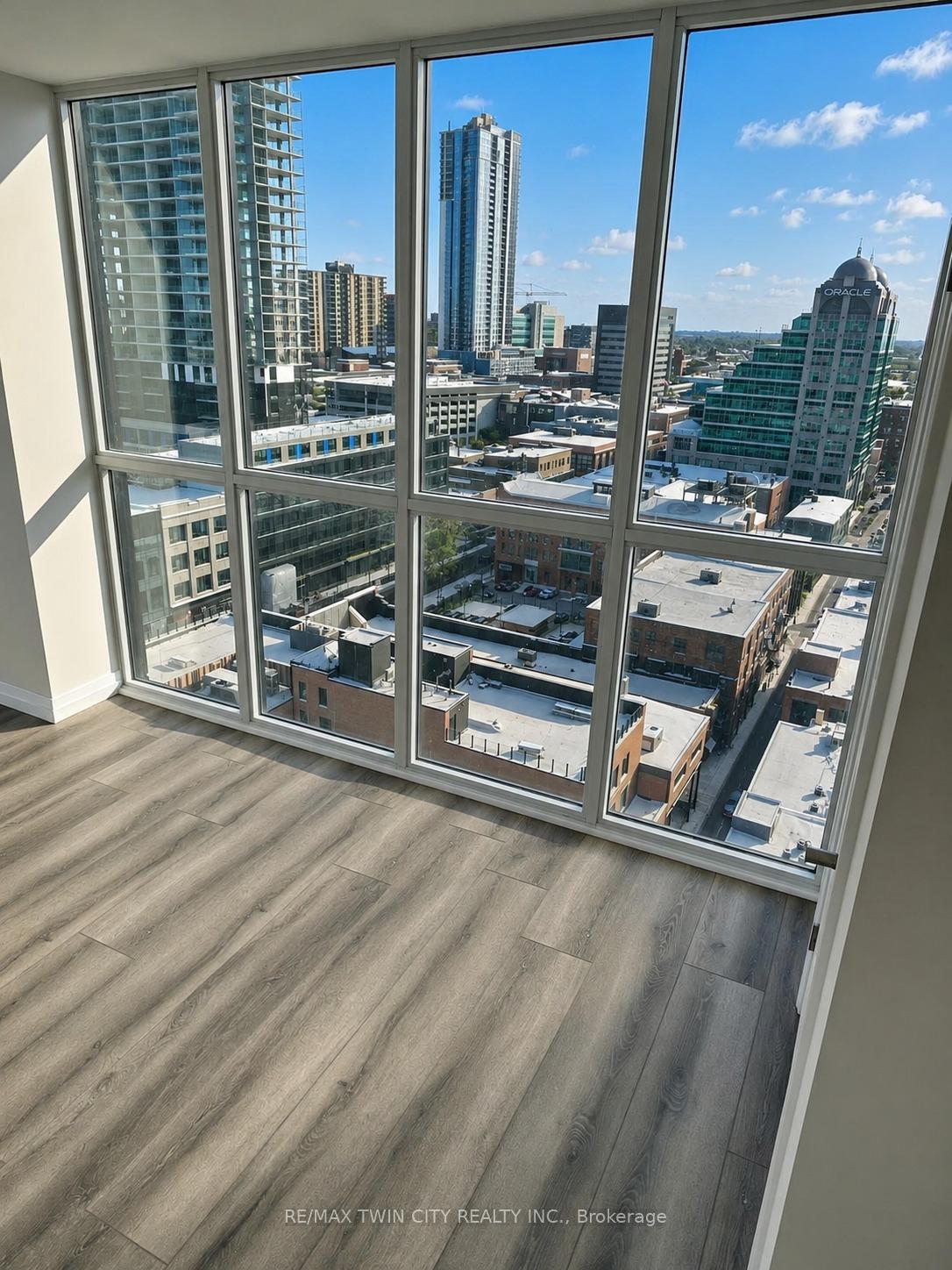 Photo 16 of Unit 1402, 60 Charles Street W, Kitchener, City Commercial Core — HOMEH