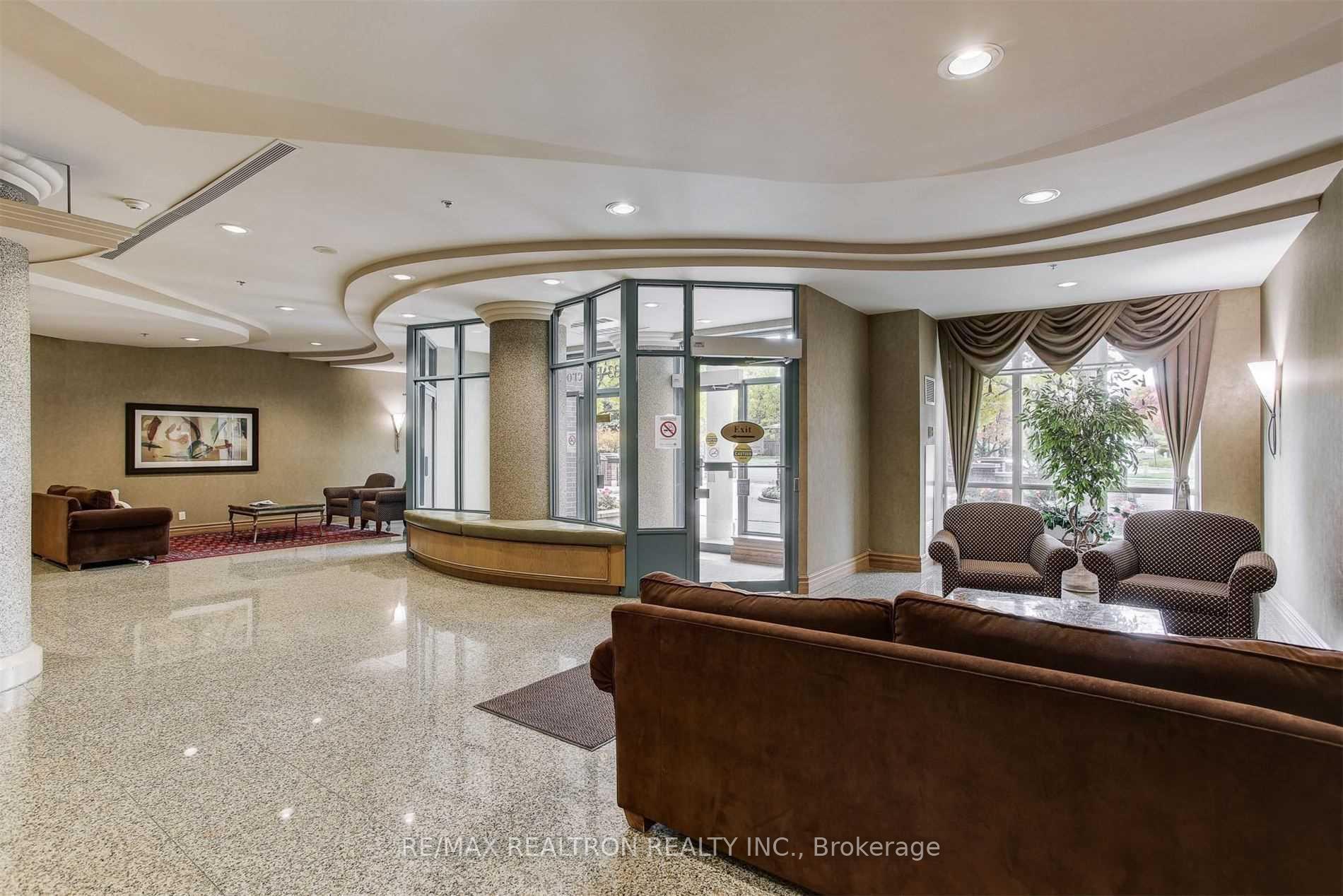 Photo 3 of Unit 107, 233 Beecroft Road, North York, Willowdale West — HOMEH
