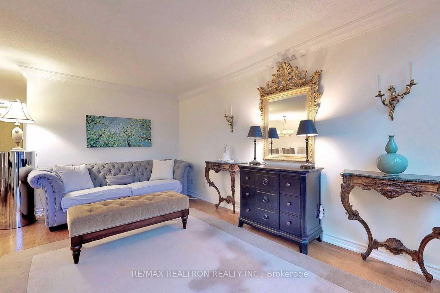 Photo 5 of Unit 107, 233 Beecroft Road, North York, Willowdale West — HOMEH