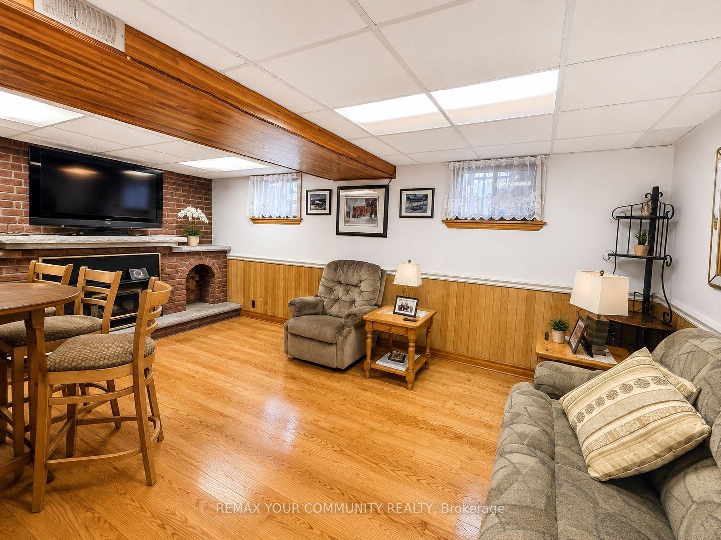 Photo 3 of 47 Cayuga Avenue, Toronto, Junction Area — HOMEH