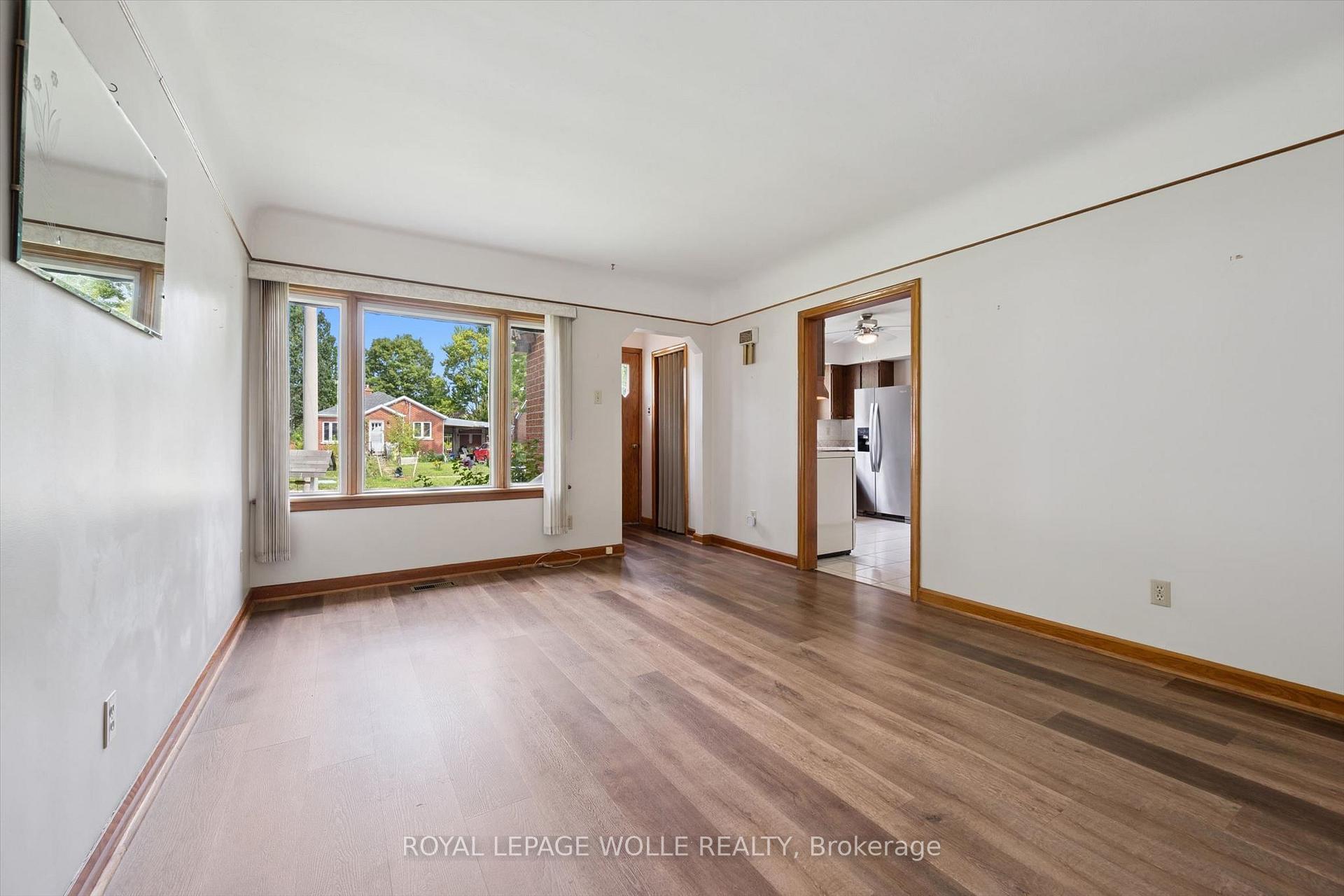 Photo 5 of 195 Blucher Street, Kitchener, Uptown Waterloo/North Ward — HOMEH