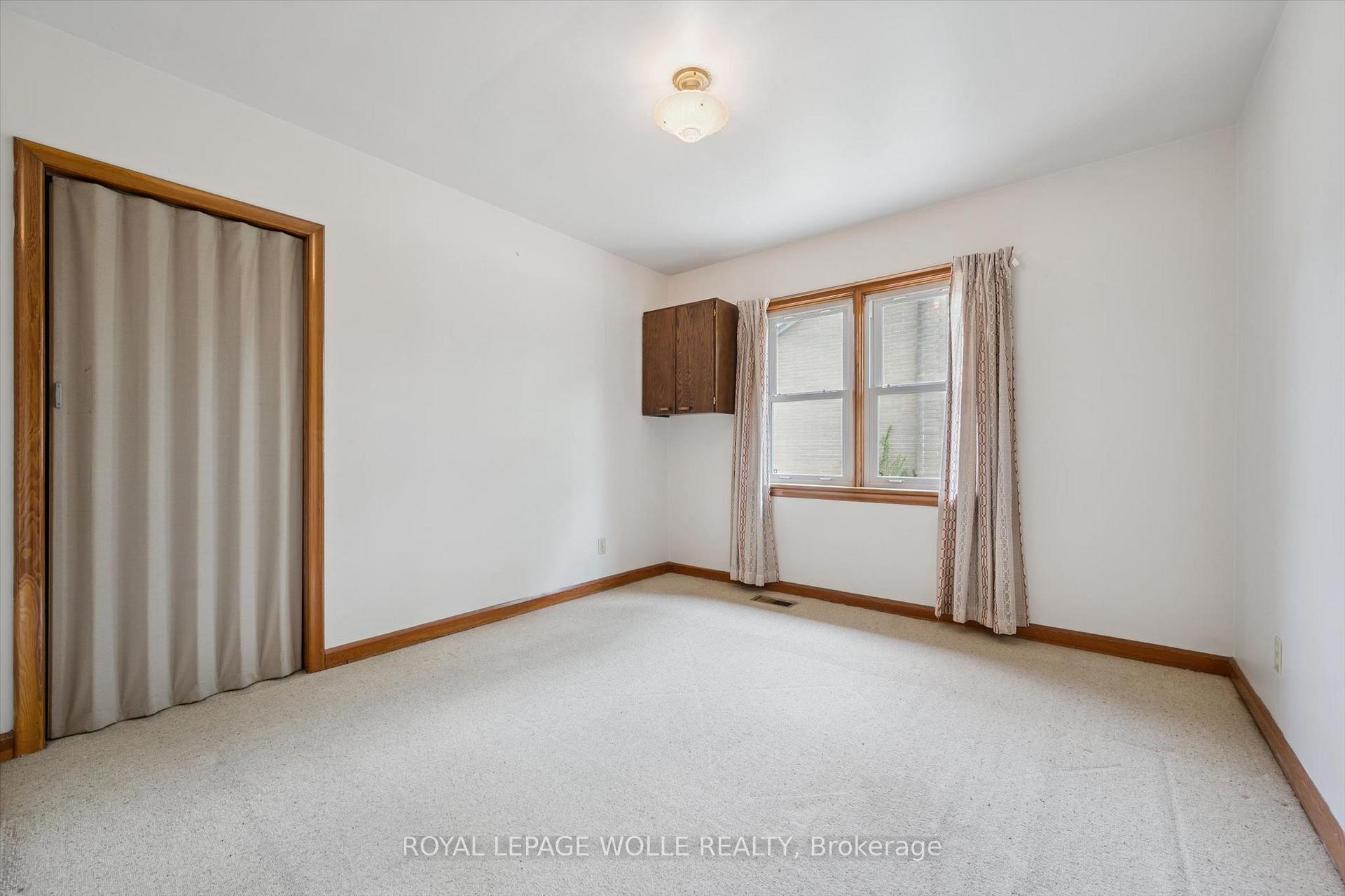 Photo 17 of 195 Blucher Street, Kitchener, Uptown Waterloo/North Ward — HOMEH