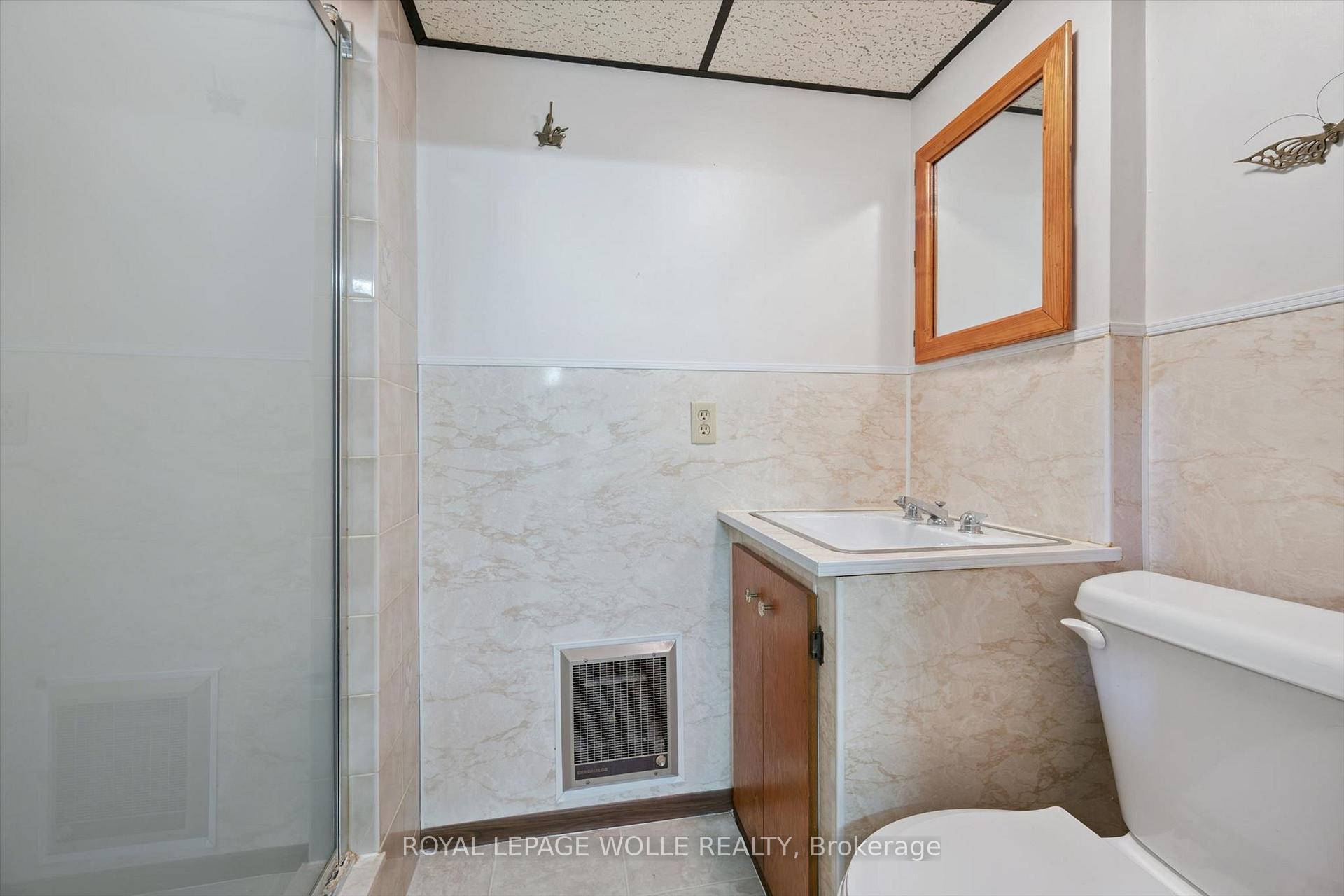 Photo 27 of 195 Blucher Street, Kitchener, Uptown Waterloo/North Ward — HOMEH