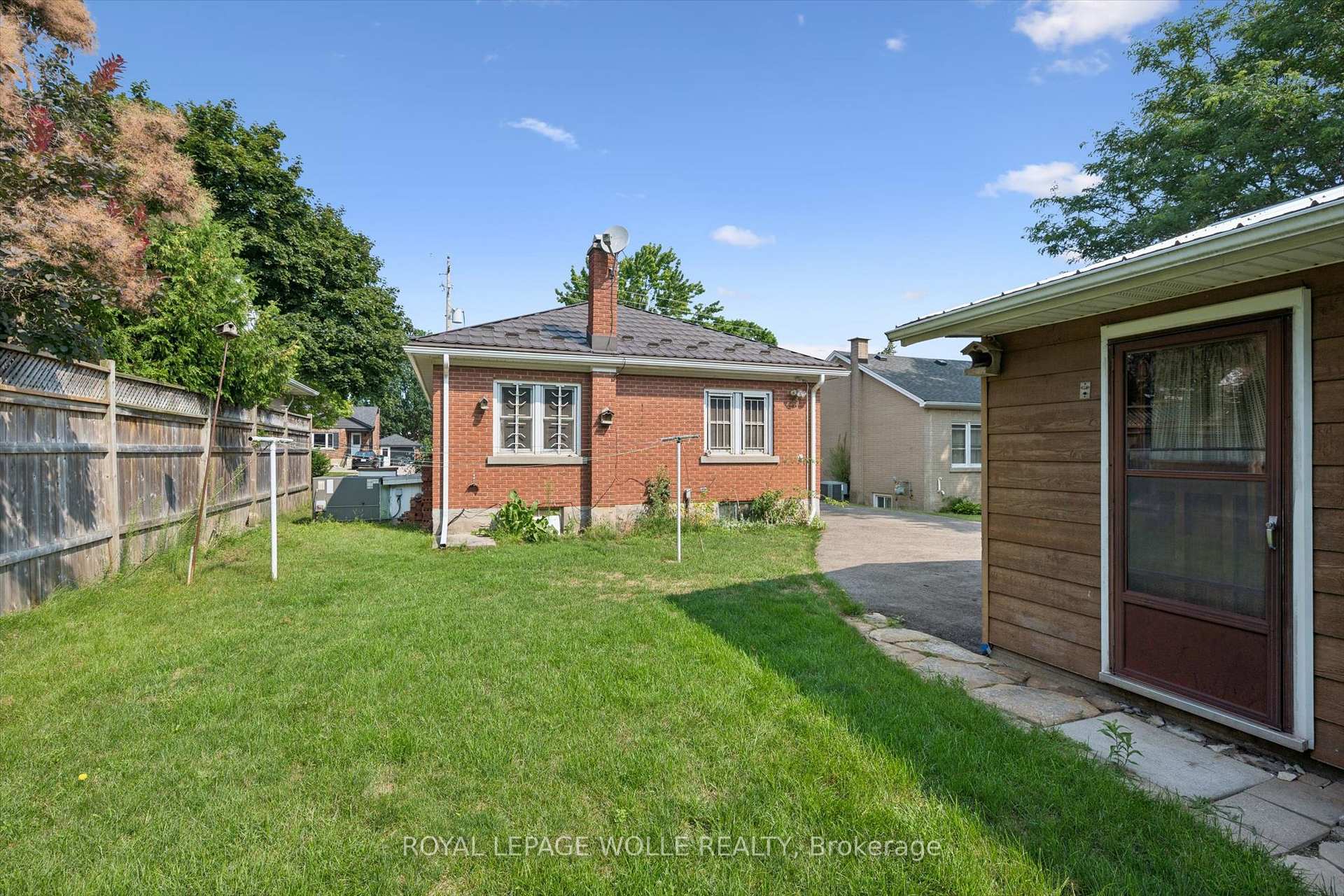 Photo 34 of 195 Blucher Street, Kitchener, Uptown Waterloo/North Ward — HOMEH