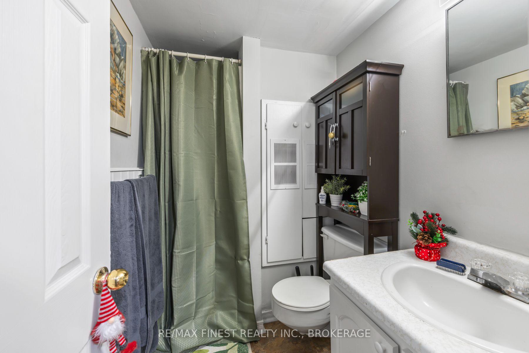Photo 43 of 79-81A Queen Street, Kingston, East of Sir John A. Blvd — HOMEH