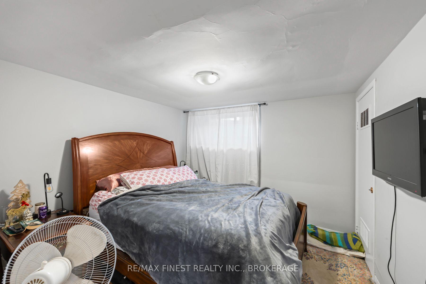 Photo 44 of 79-81A Queen Street, Kingston, East of Sir John A. Blvd — HOMEH