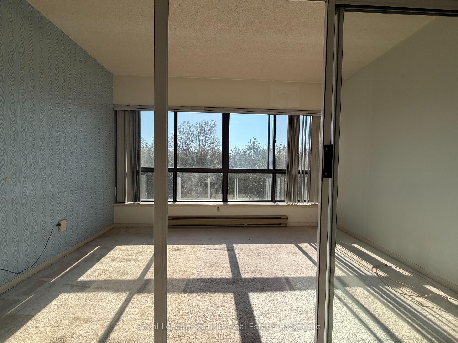 Photo 20 of Unit 10, 20 Glebe Road W, Toronto, Yonge-Eglinton — HOMEH