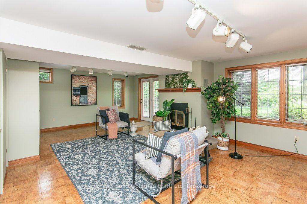 Photo 22 of 66 Shea Crescent, Kitchener, Laurentian Hills — HOMEH