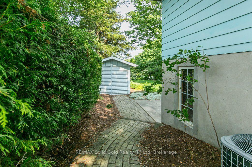 Photo 29 of 66 Shea Crescent, Kitchener, Laurentian Hills — HOMEH
