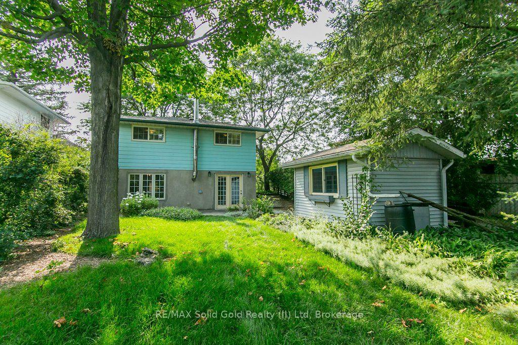 Photo 33 of 66 Shea Crescent, Kitchener, Laurentian Hills — HOMEH