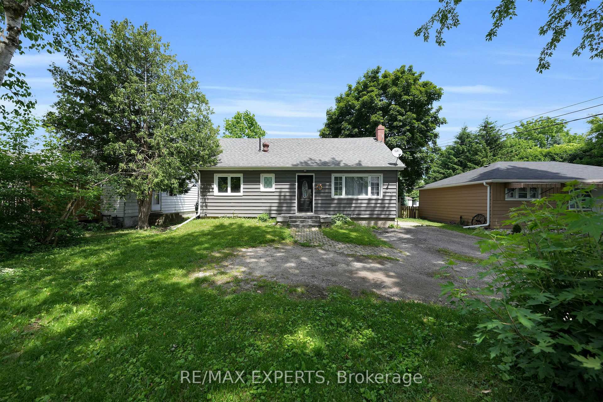 Photo 4 of Unit Main, 92 Tupper Street W, New Tecumseth, Alliston — HOMEH