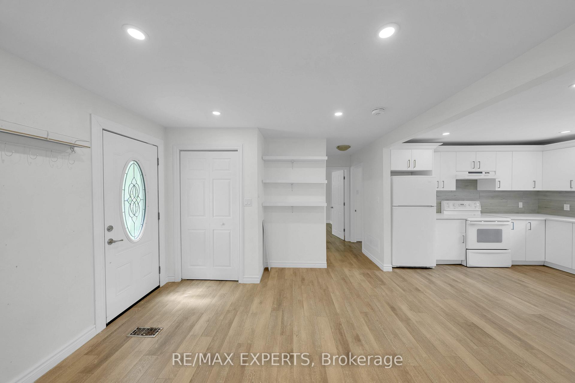 Photo 9 of Unit Main, 92 Tupper Street W, New Tecumseth, Alliston — HOMEH