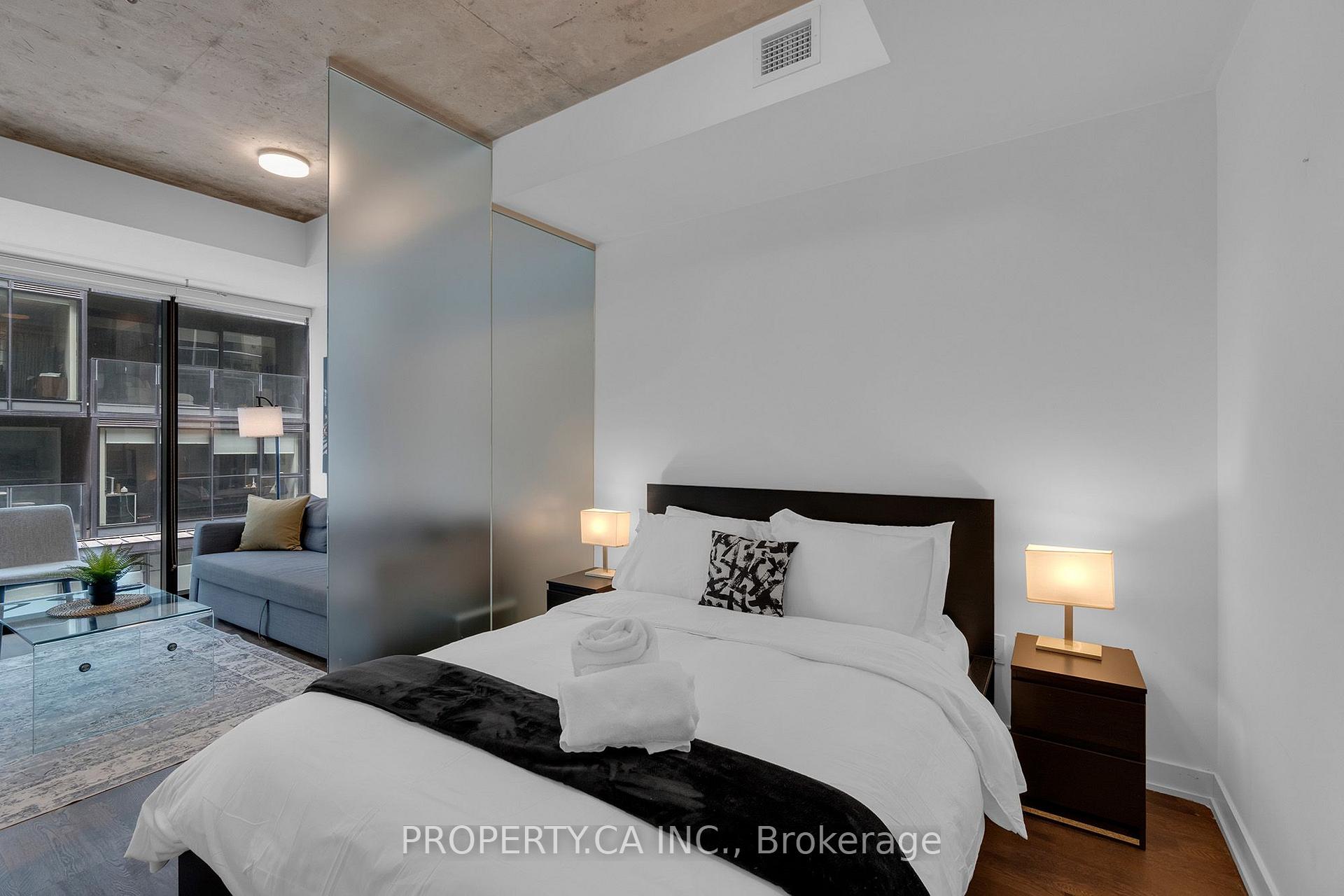 Photo 14 of Unit 408, 38 Stewart Street, Toronto, Waterfront Communities — HOMEH