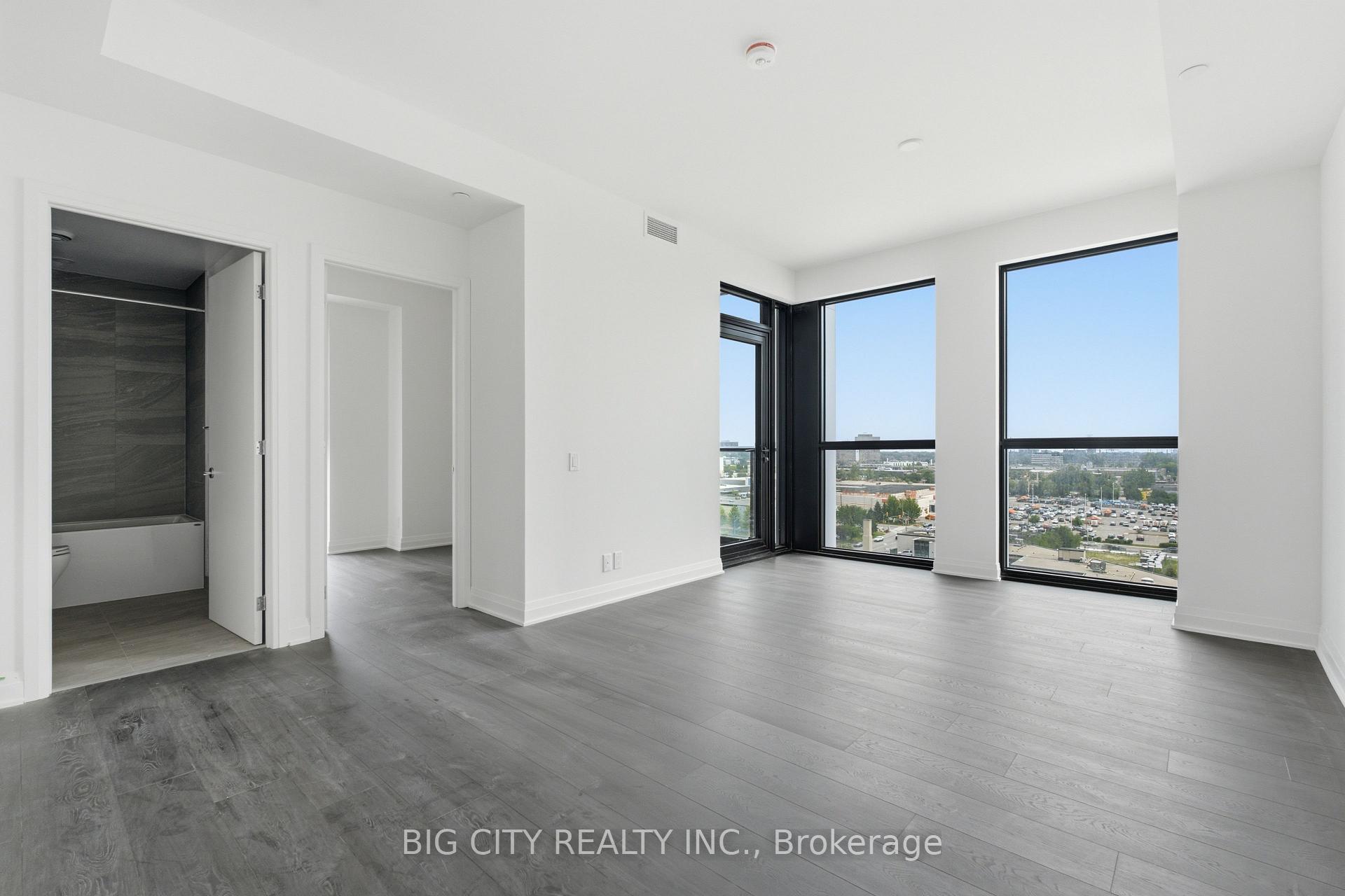 Photo 5 of Unit 1010, 25 Frederick Todd Way, Toronto, Leaside — HOMEH