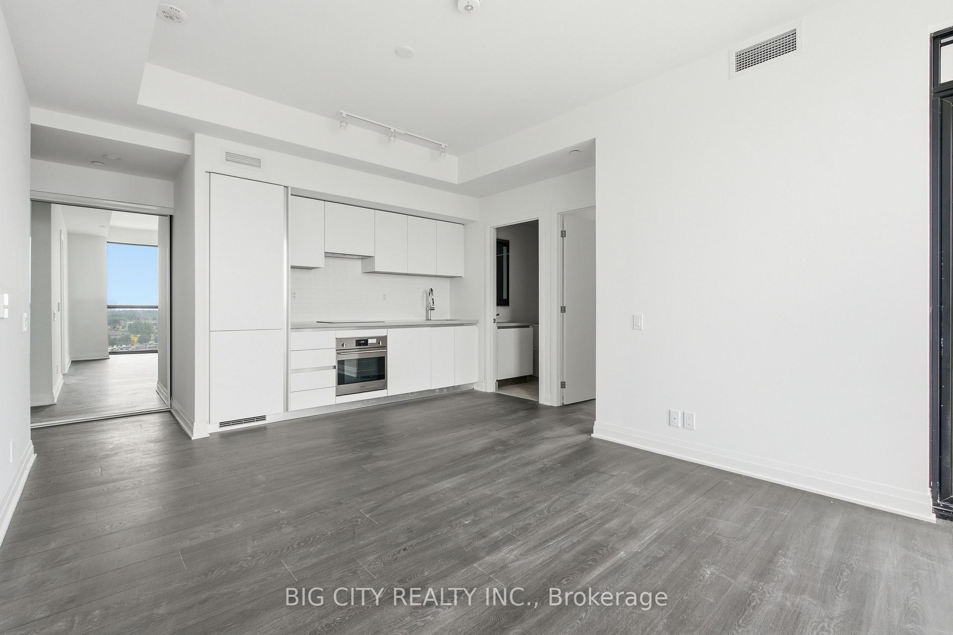 Photo 11 of Unit 1010, 25 Frederick Todd Way, Toronto, Leaside — HOMEH