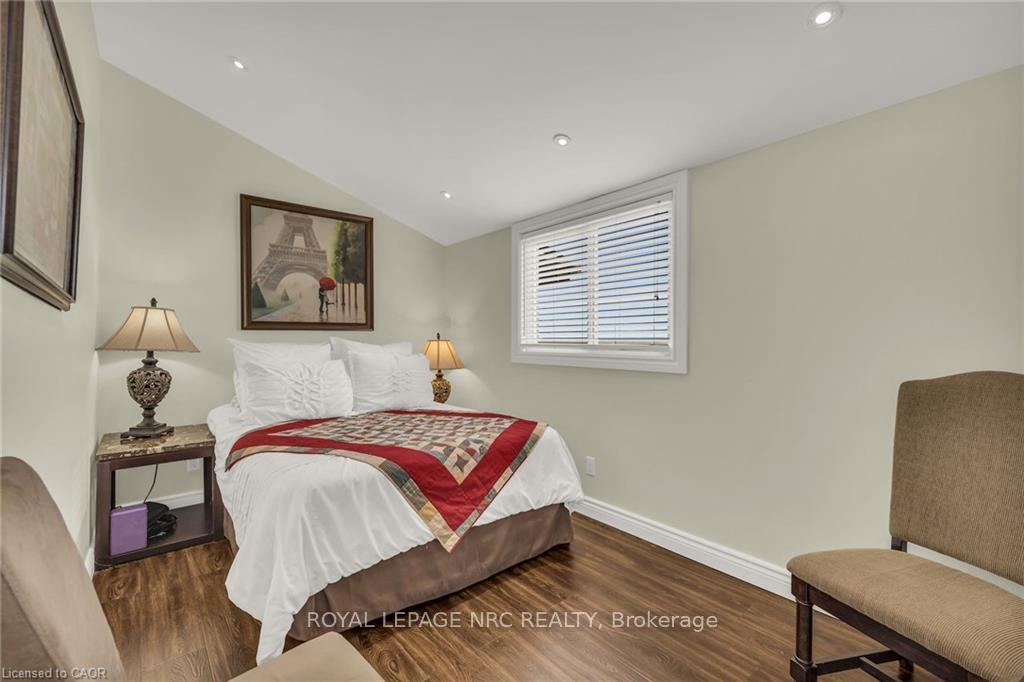 Photo 23 of 817 Lakeshore Road, Haldimand — HOMEH