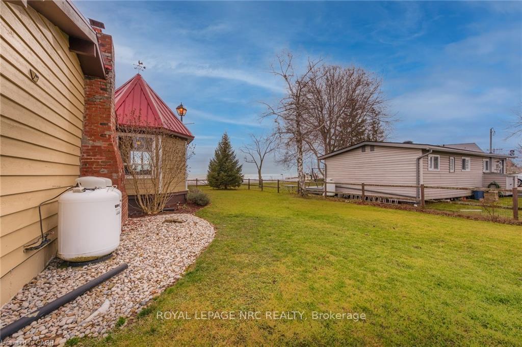 Photo 35 of 817 Lakeshore Road, Haldimand — HOMEH