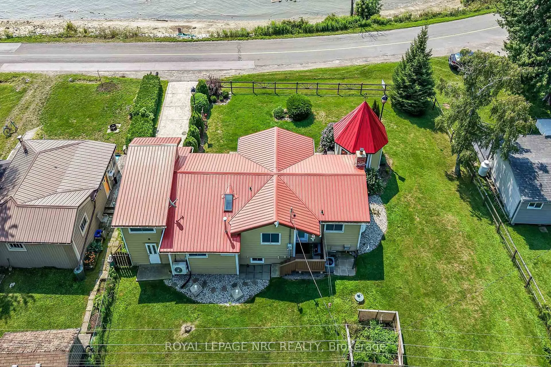 Photo 5 of 817 Lakeshore Road, Haldimand — HOMEH