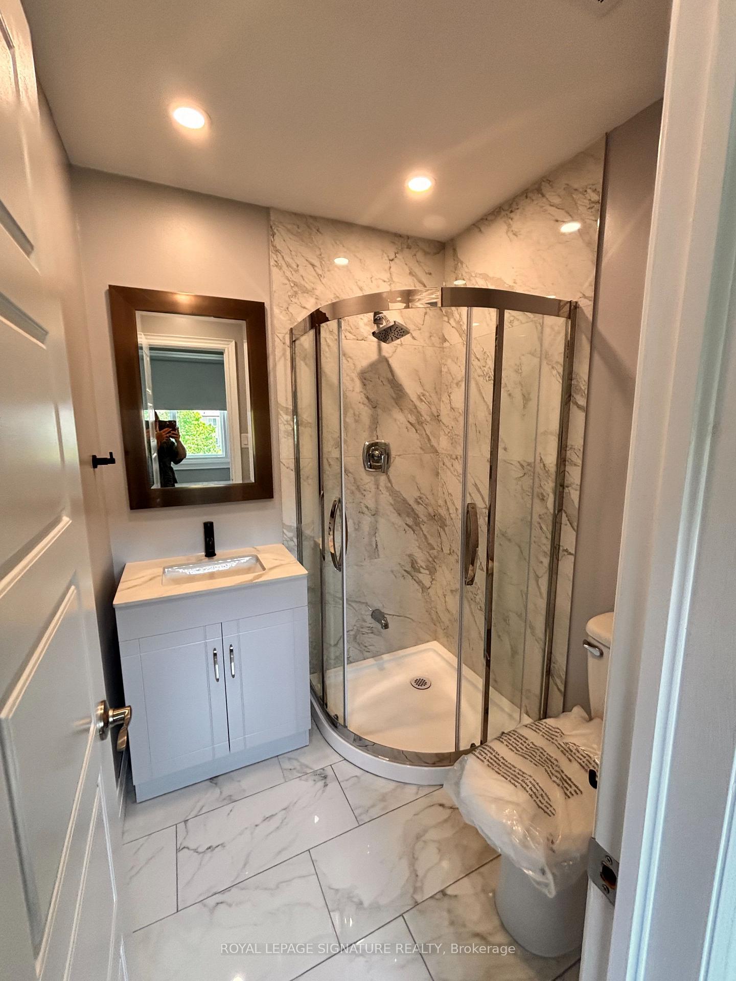 Photo 8 of Unit 35, 41 Nadia Place, Oakville, College Park — HOMEH