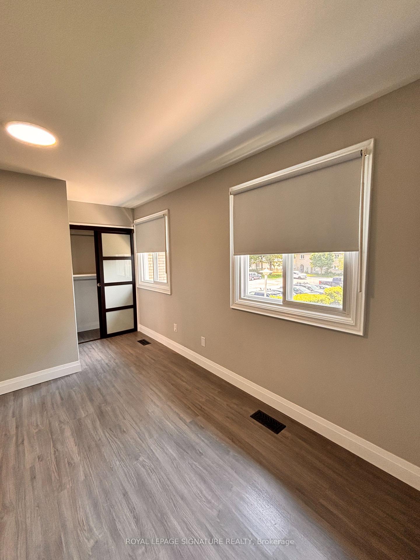 Photo 10 of Unit 35, 41 Nadia Place, Oakville, College Park — HOMEH
