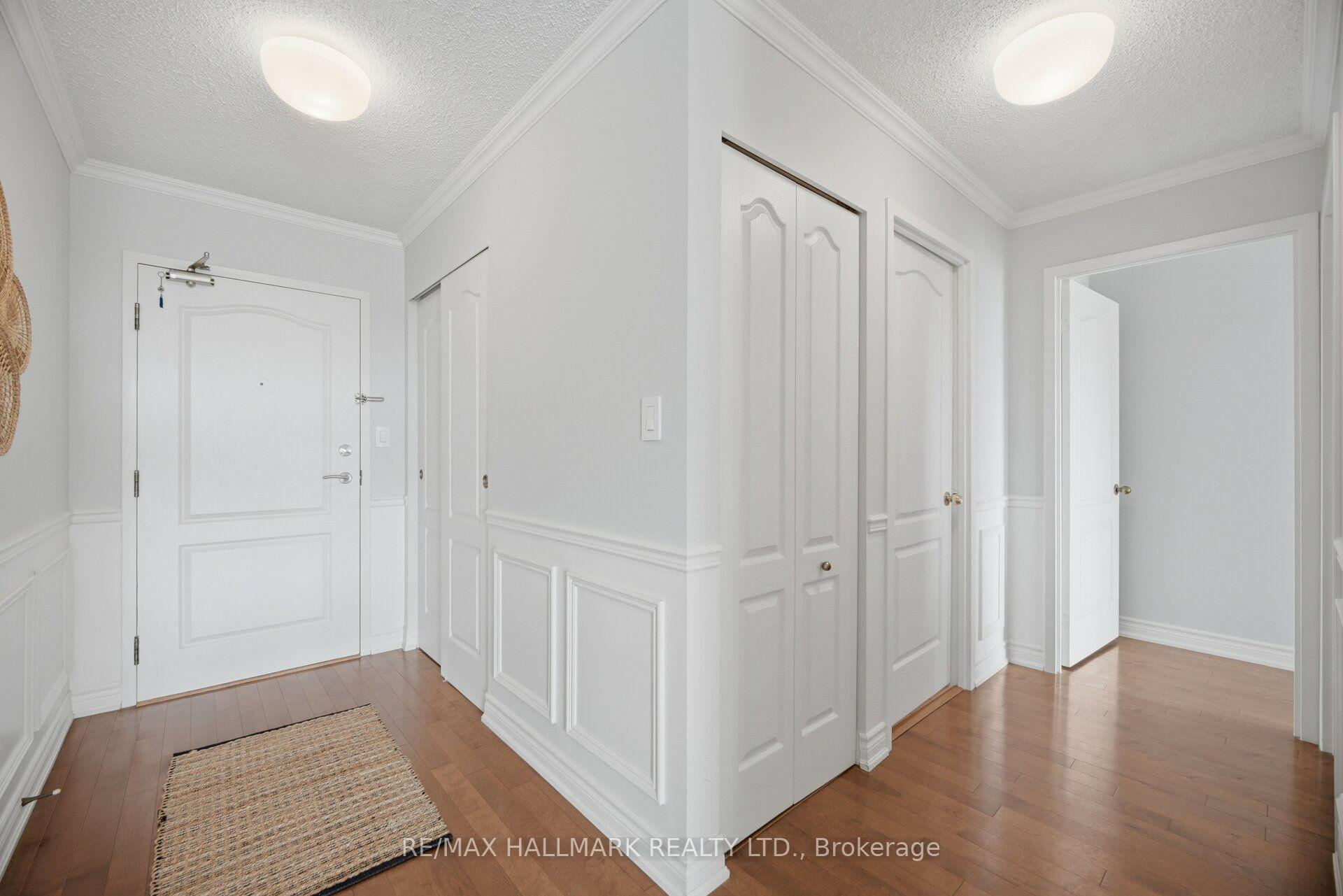 Photo 4 of Unit 1005, 712 Rossland Road E, Whitby, Pringle Creek — HOMEH