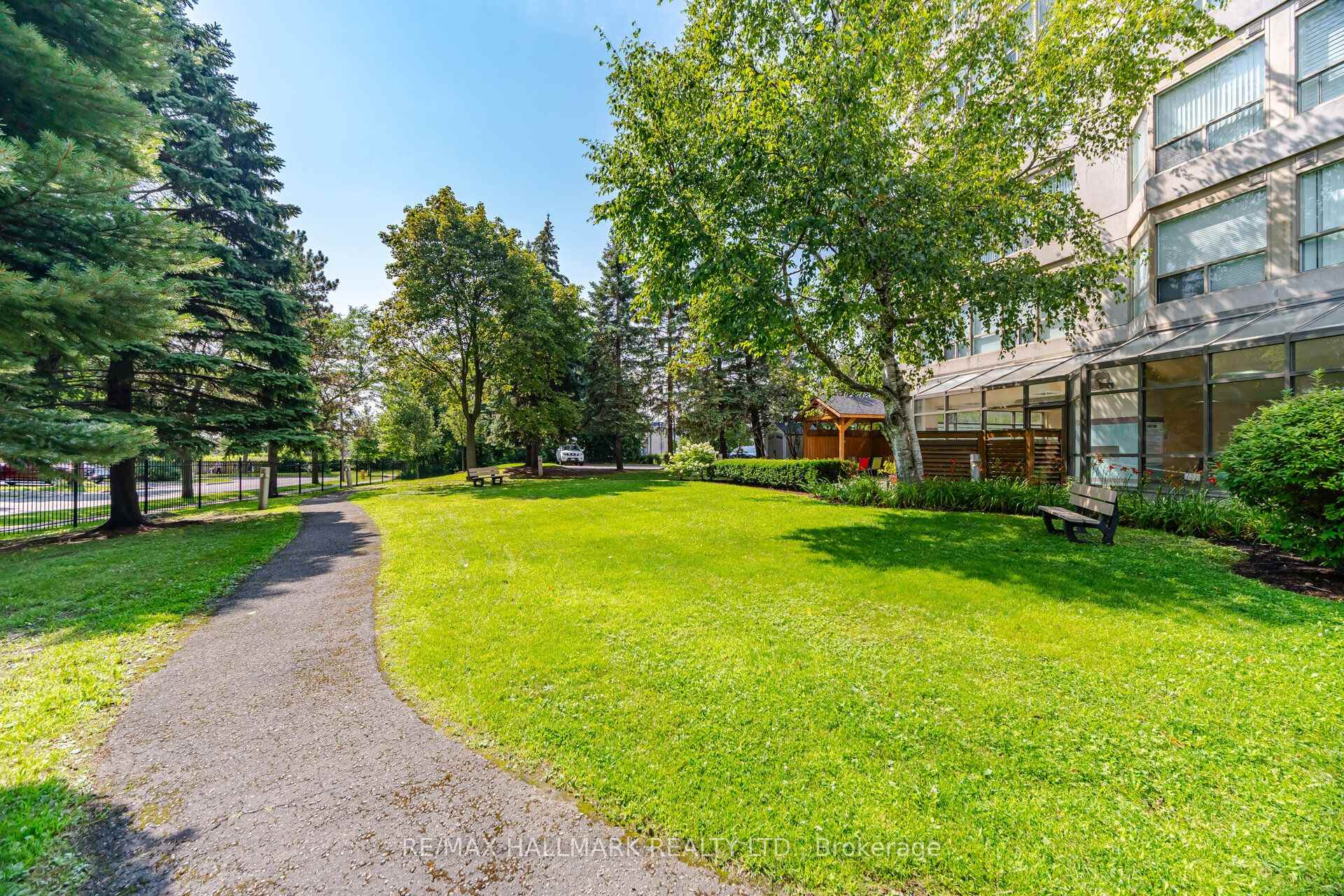 Photo 37 of Unit 1005, 712 Rossland Road E, Whitby, Pringle Creek — HOMEH