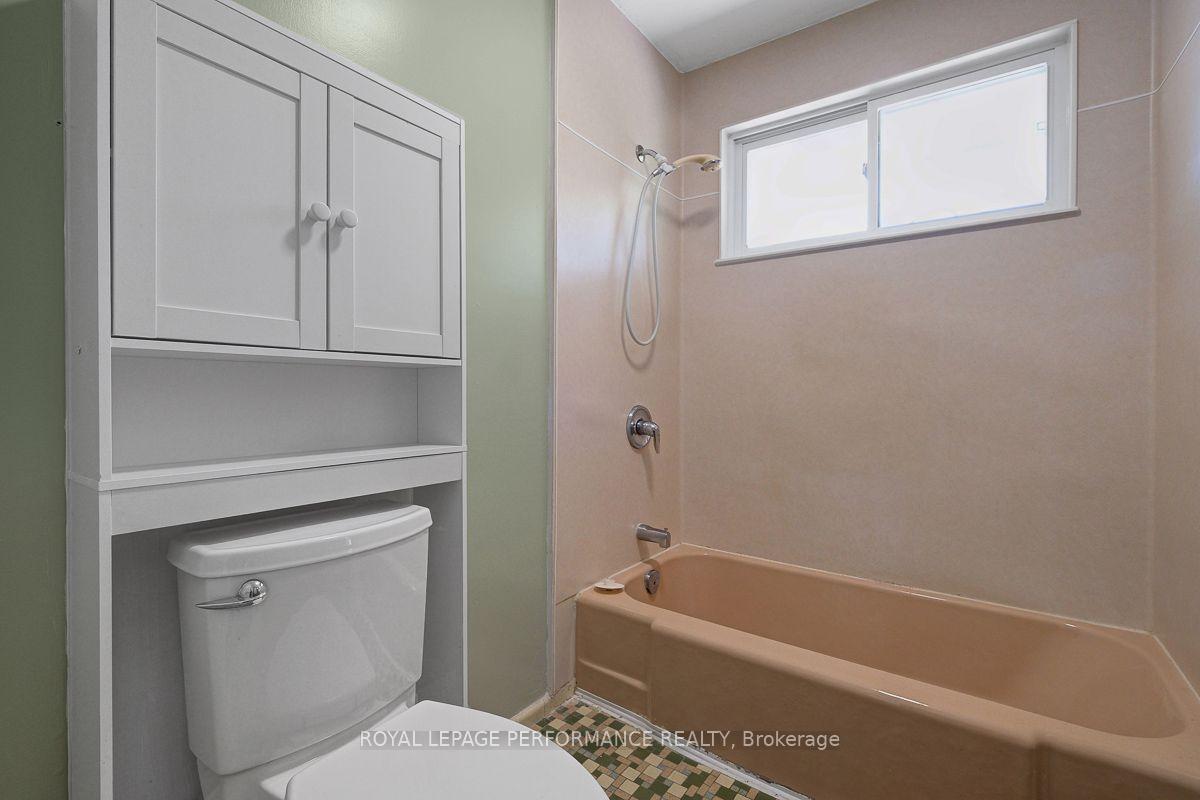 Photo 34 of 2707 Ulster Crescent, Ottawa, Riverside Park — HOMEH