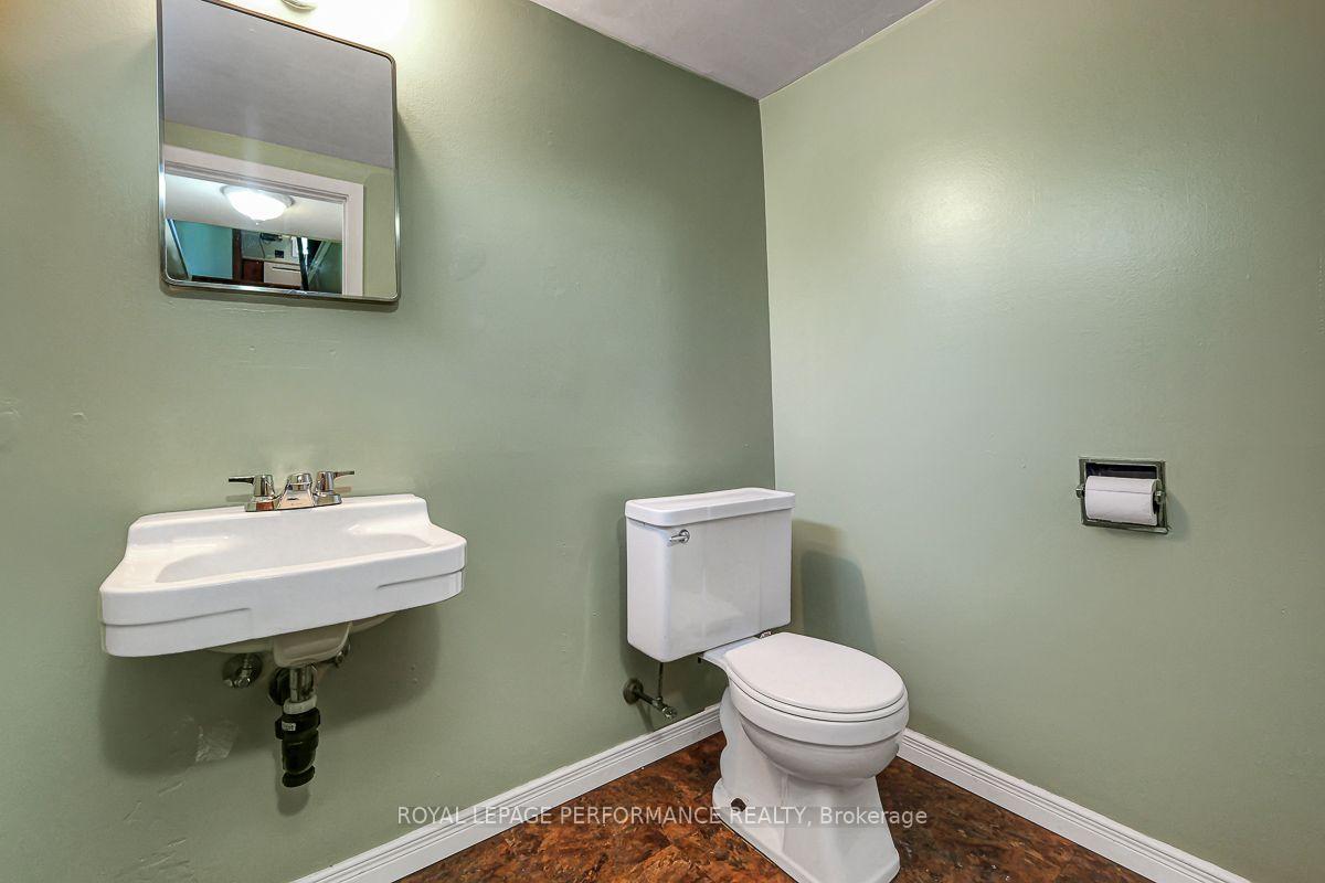 Photo 38 of 2707 Ulster Crescent, Ottawa, Riverside Park — HOMEH