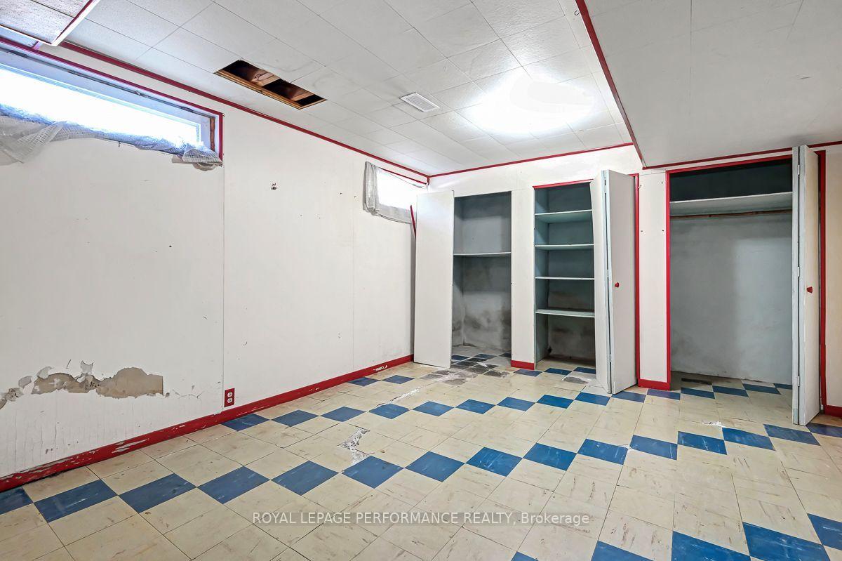 Photo 43 of 2707 Ulster Crescent, Ottawa, Riverside Park — HOMEH