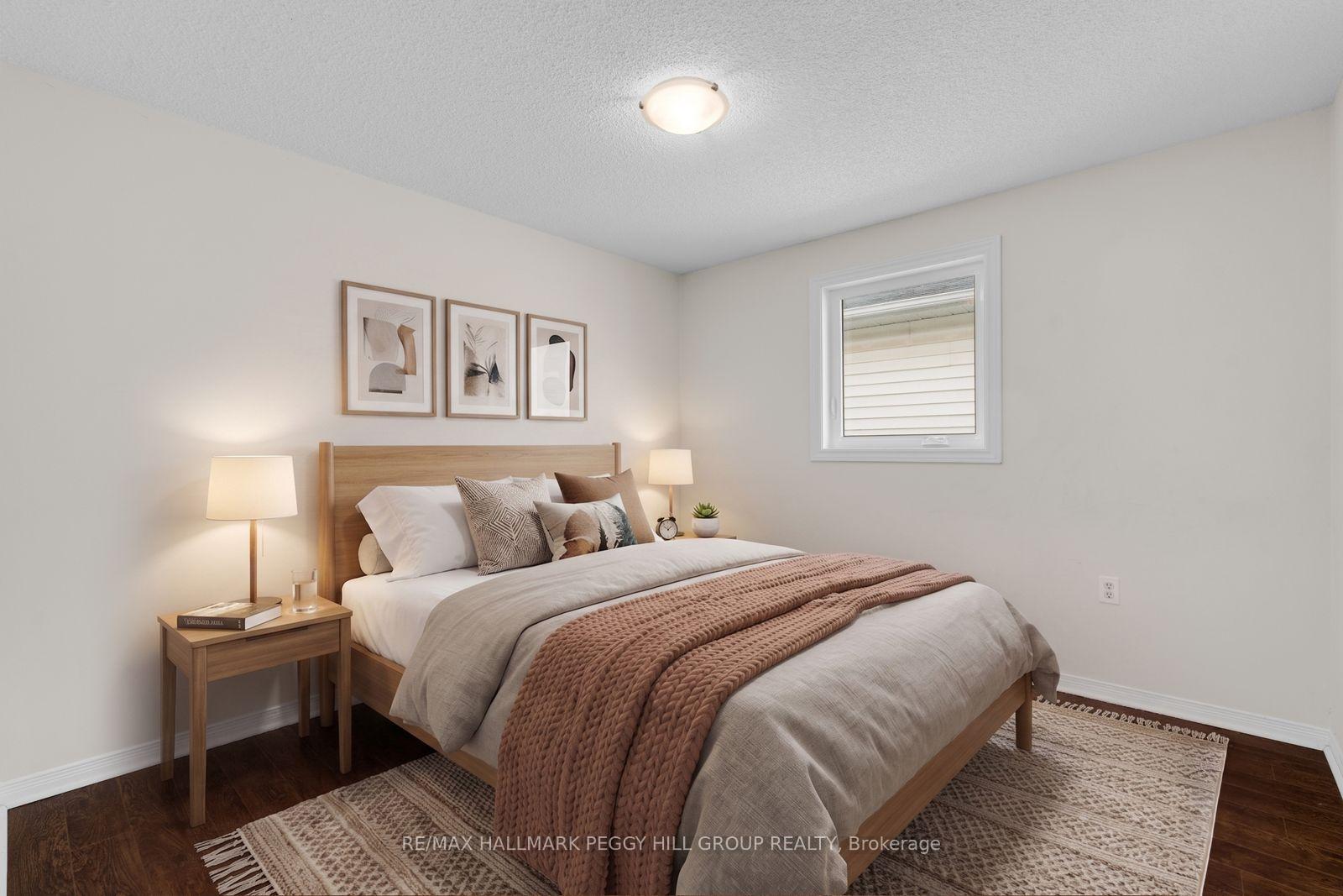 Photo 7 of 27 Finlay Road, Barrie, West Bayfield — HOMEH