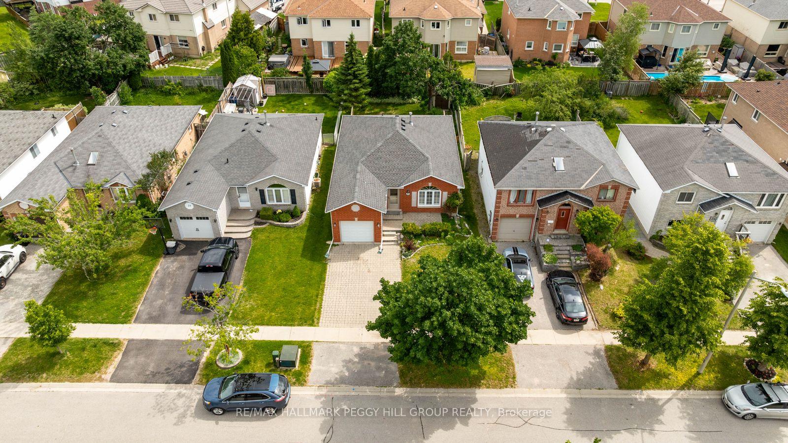 Photo 15 of 27 Finlay Road, Barrie, West Bayfield — HOMEH