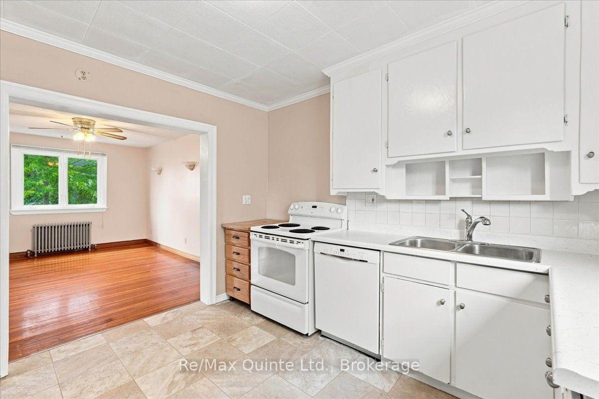 Photo 13 of 159 Lingham Street, Belleville, Belleville Ward — HOMEH