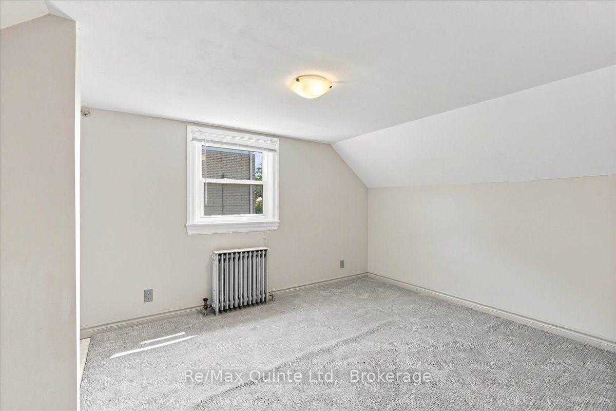 Photo 18 of 159 Lingham Street, Belleville, Belleville Ward — HOMEH
