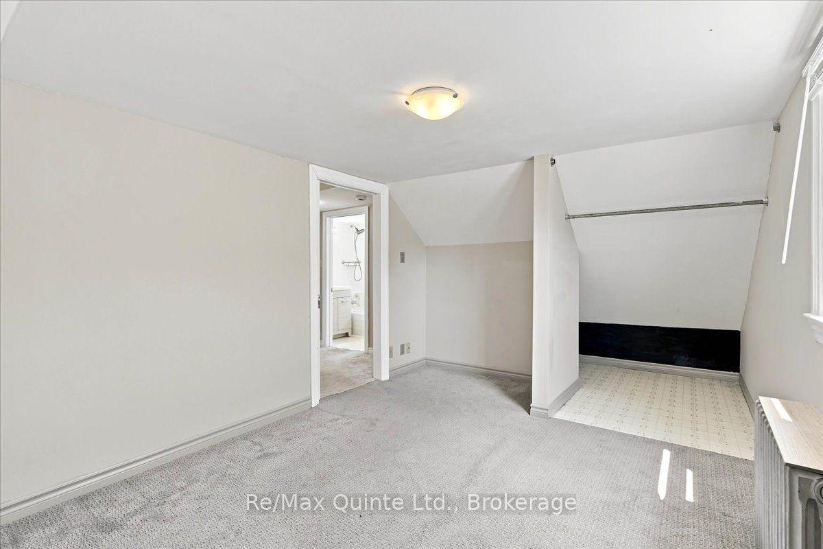 Photo 19 of 159 Lingham Street, Belleville, Belleville Ward — HOMEH