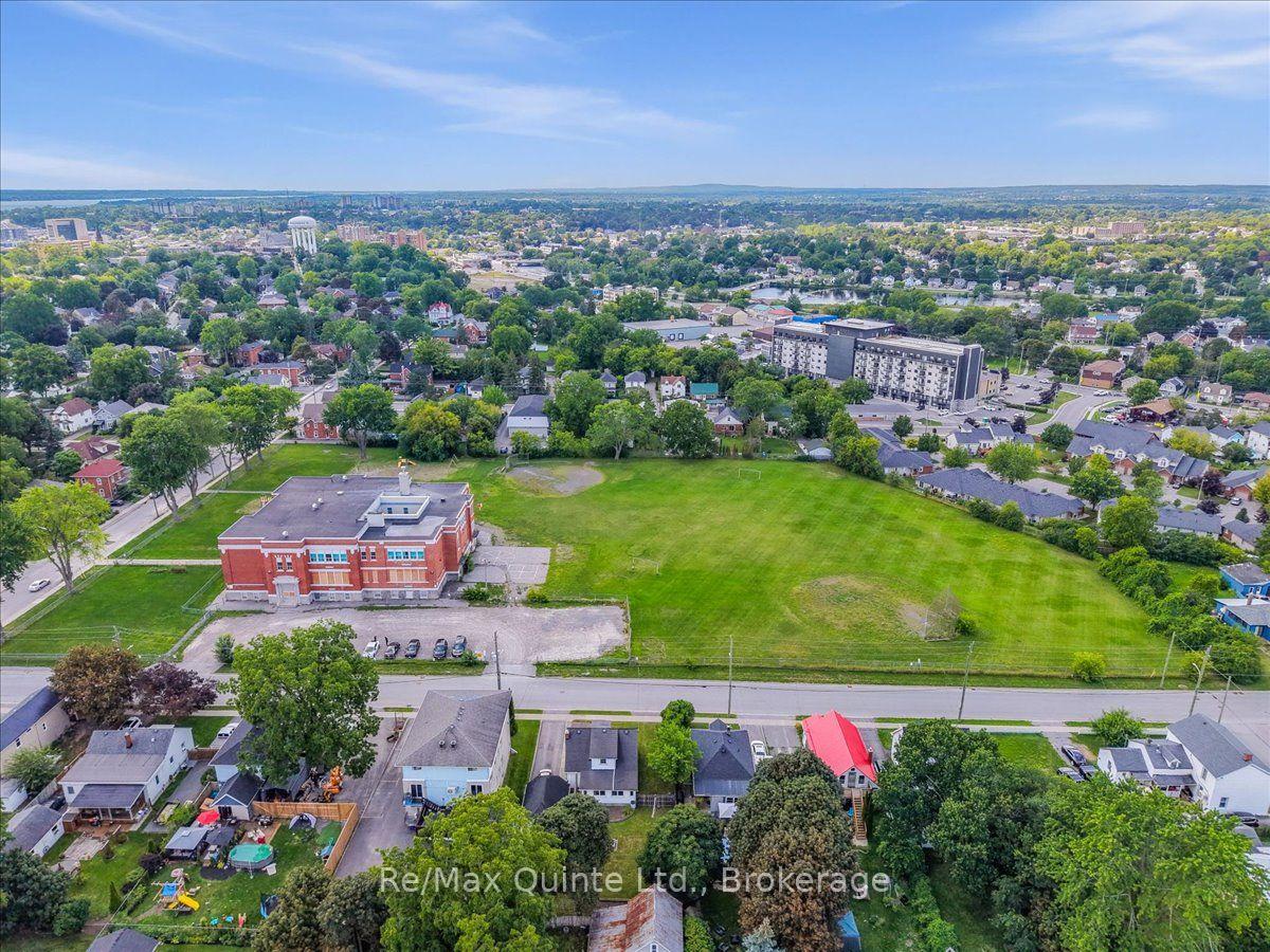 Photo 30 of 159 Lingham Street, Belleville, Belleville Ward — HOMEH