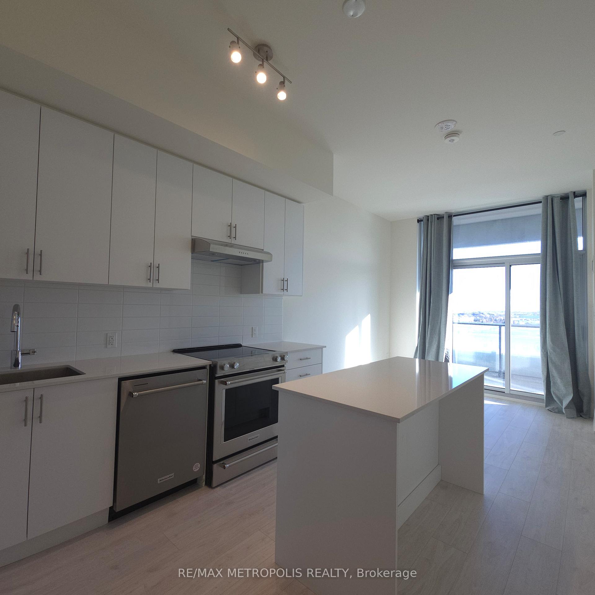 Photo 4 of Unit 508, 8960 Jane Street, Vaughan, Vellore Village — HOMEH
