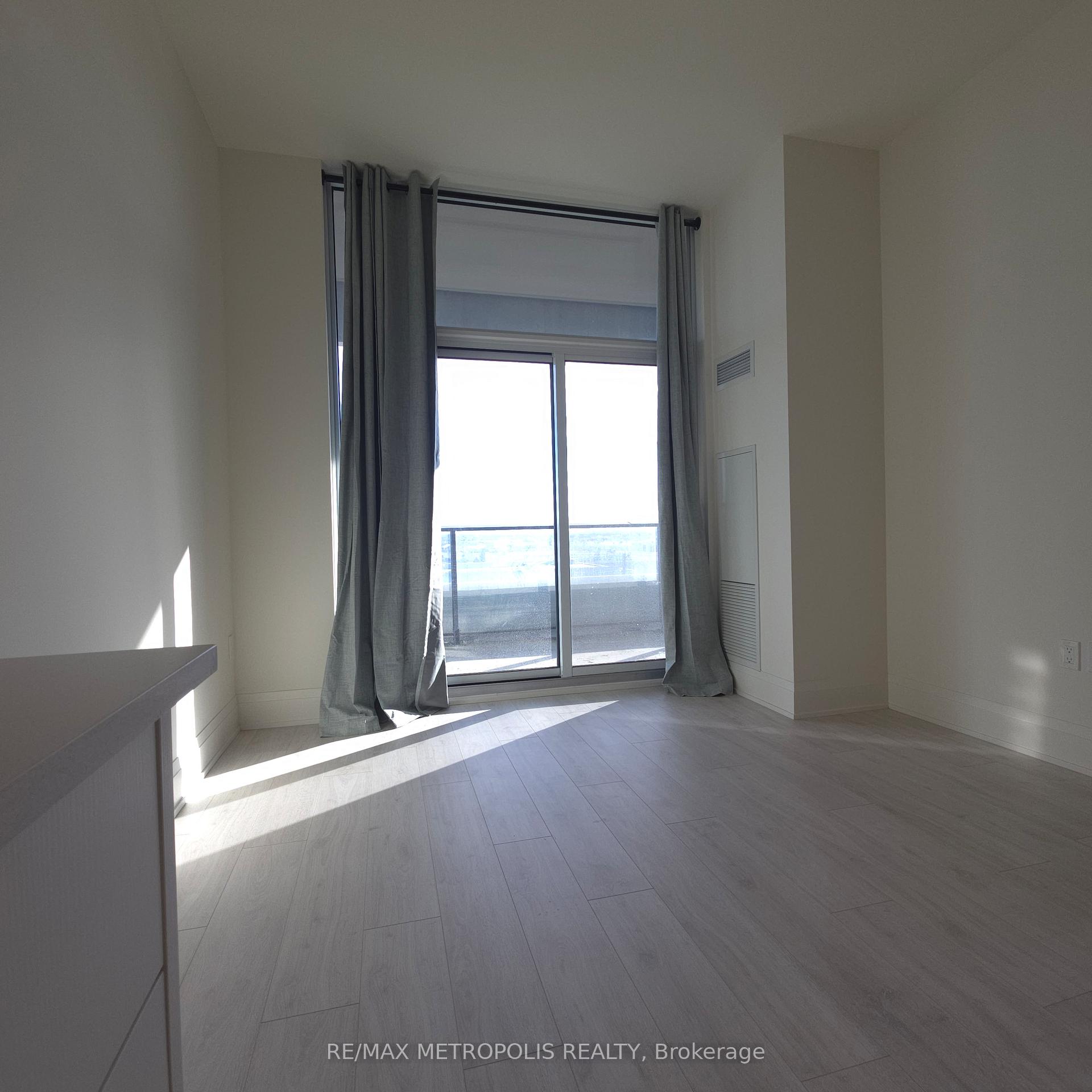 Photo 9 of Unit 508, 8960 Jane Street, Vaughan, Vellore Village — HOMEH
