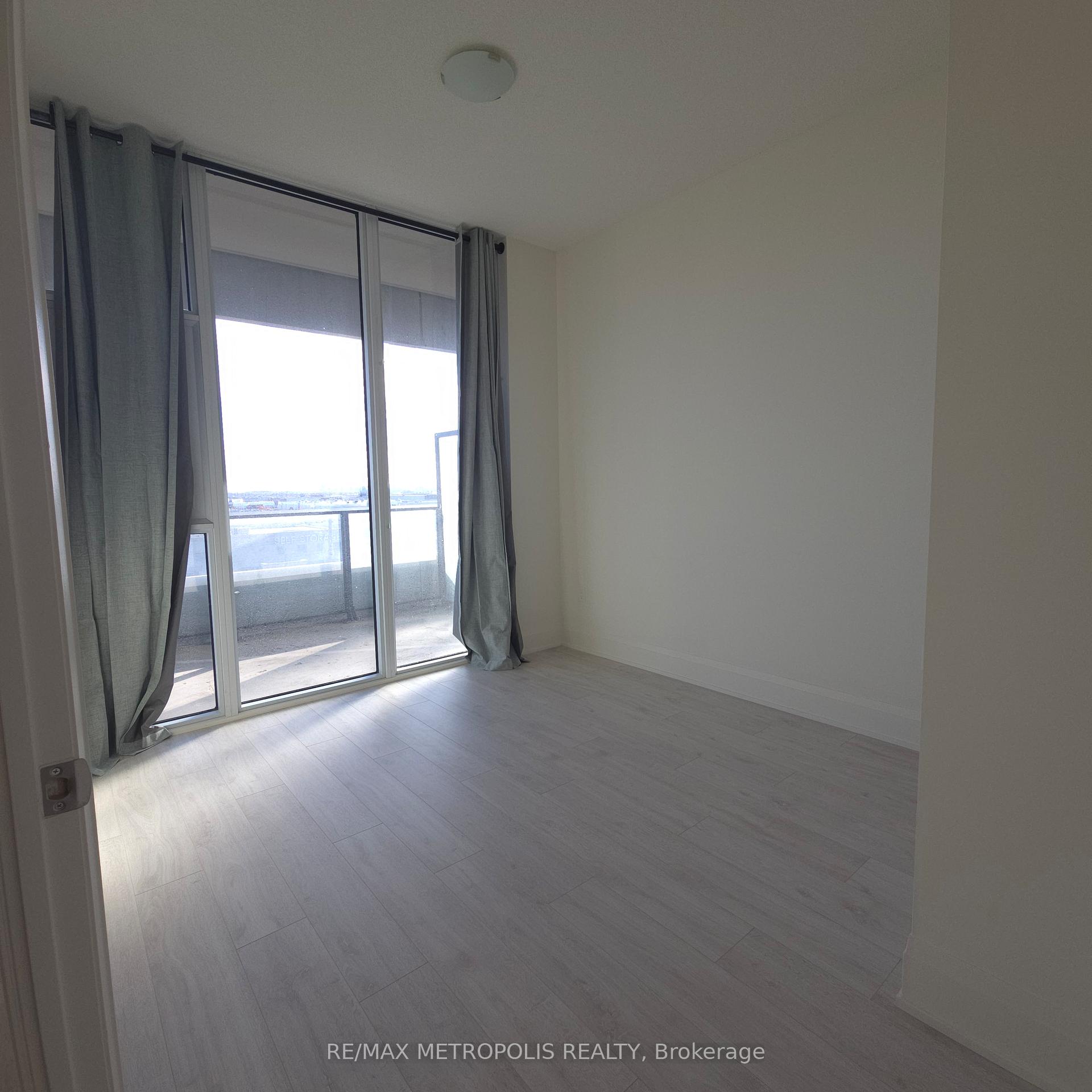 Photo 11 of Unit 508, 8960 Jane Street, Vaughan, Vellore Village — HOMEH