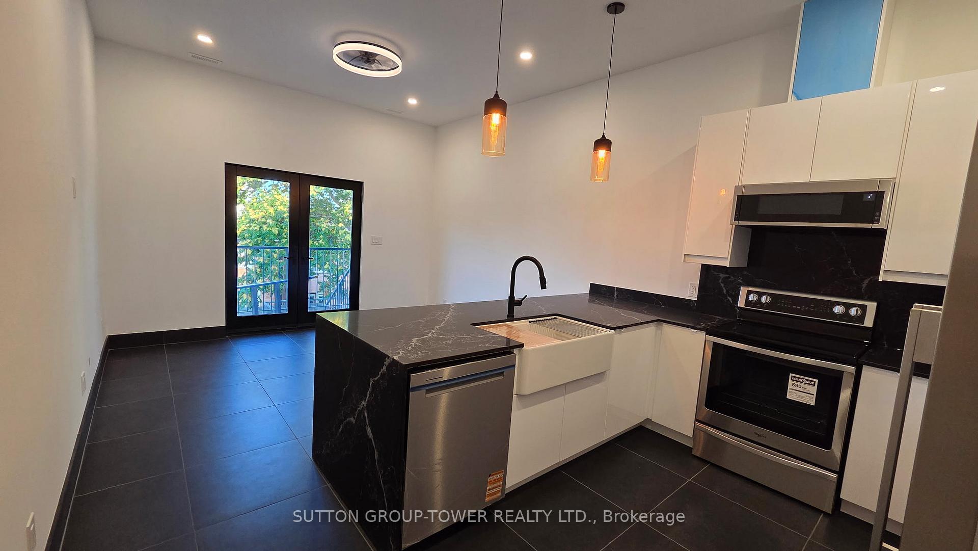 Photo 7 of Unit #3, 105 Campbell Avenue, Toronto, Dovercourt-Wallace Emerson-Junction — HOMEH