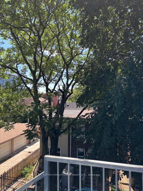 Photo 14 of Unit #3, 105 Campbell Avenue, Toronto, Dovercourt-Wallace Emerson-Junction — HOMEH