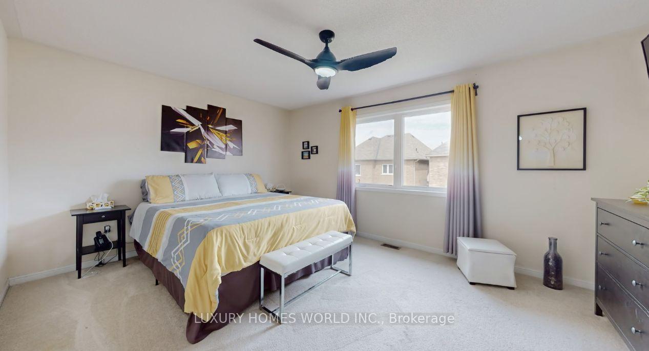 Photo 8 of 23 Edwin Carr Street, Clarington, Bowmanville — HOMEH