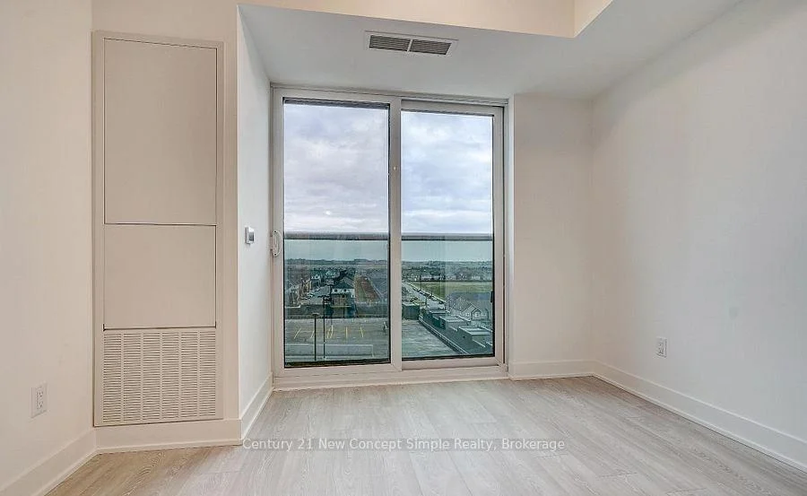 Photo 6 of Unit #1503, 2545 Simcoe Street N, Oshawa, Windfields — HOMEH