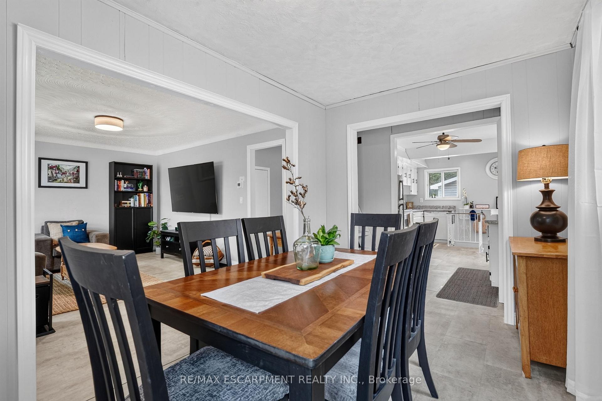 Photo 8 of 333 Simpson Avenue, Welland, Lincoln/Crowland — HOMEH