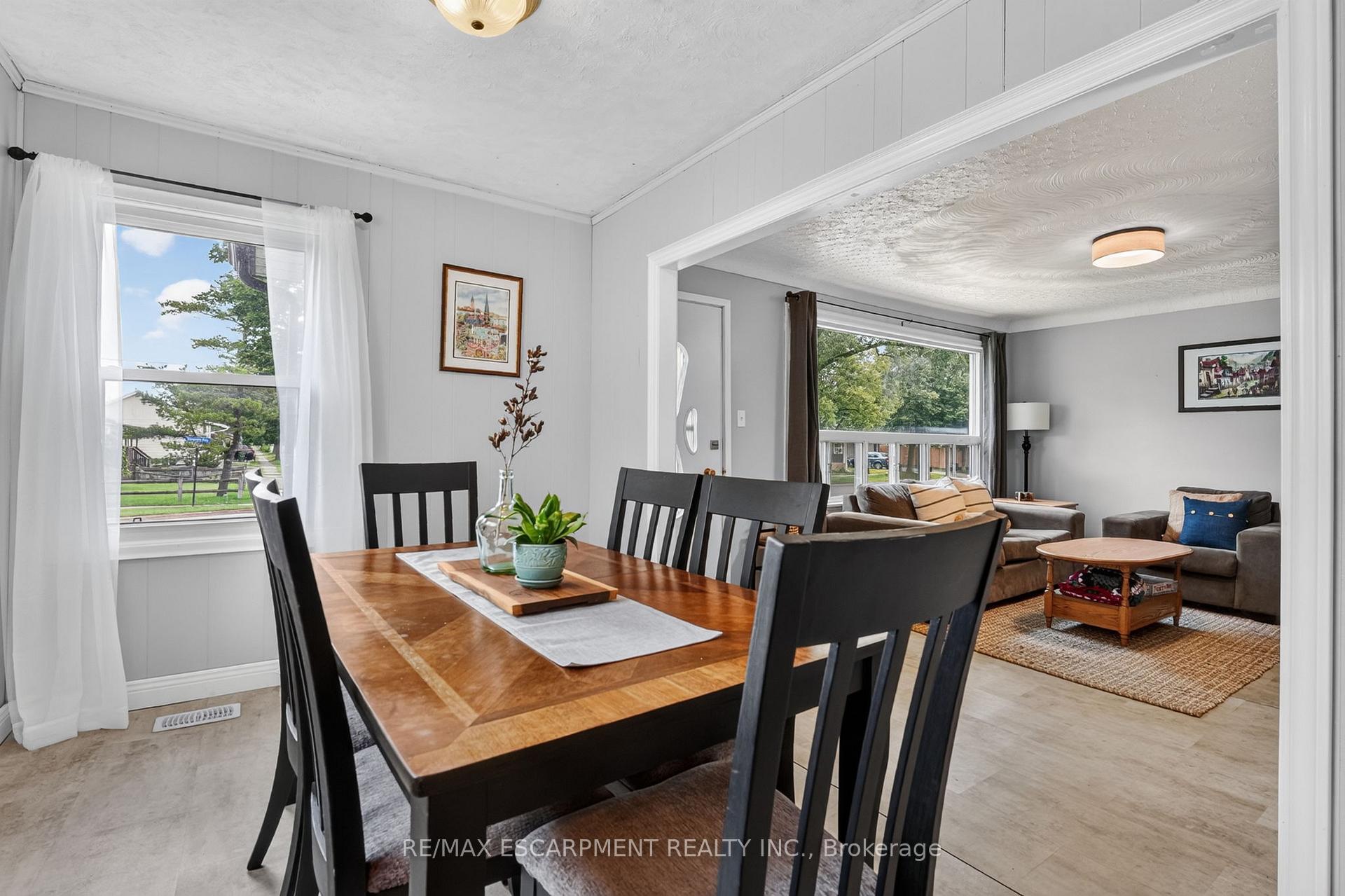 Photo 9 of 333 Simpson Avenue, Welland, Lincoln/Crowland — HOMEH