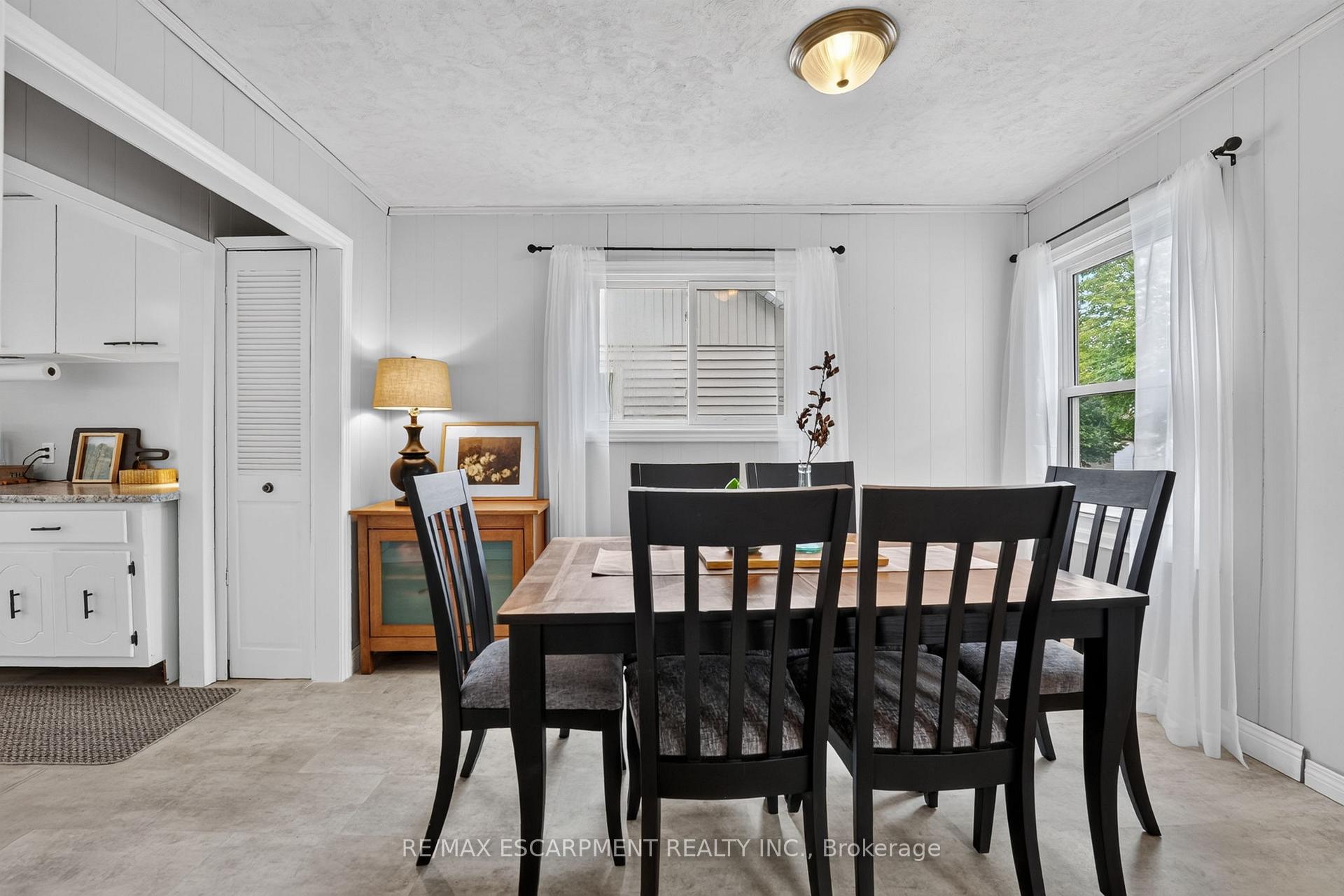 Photo 11 of 333 Simpson Avenue, Welland, Lincoln/Crowland — HOMEH