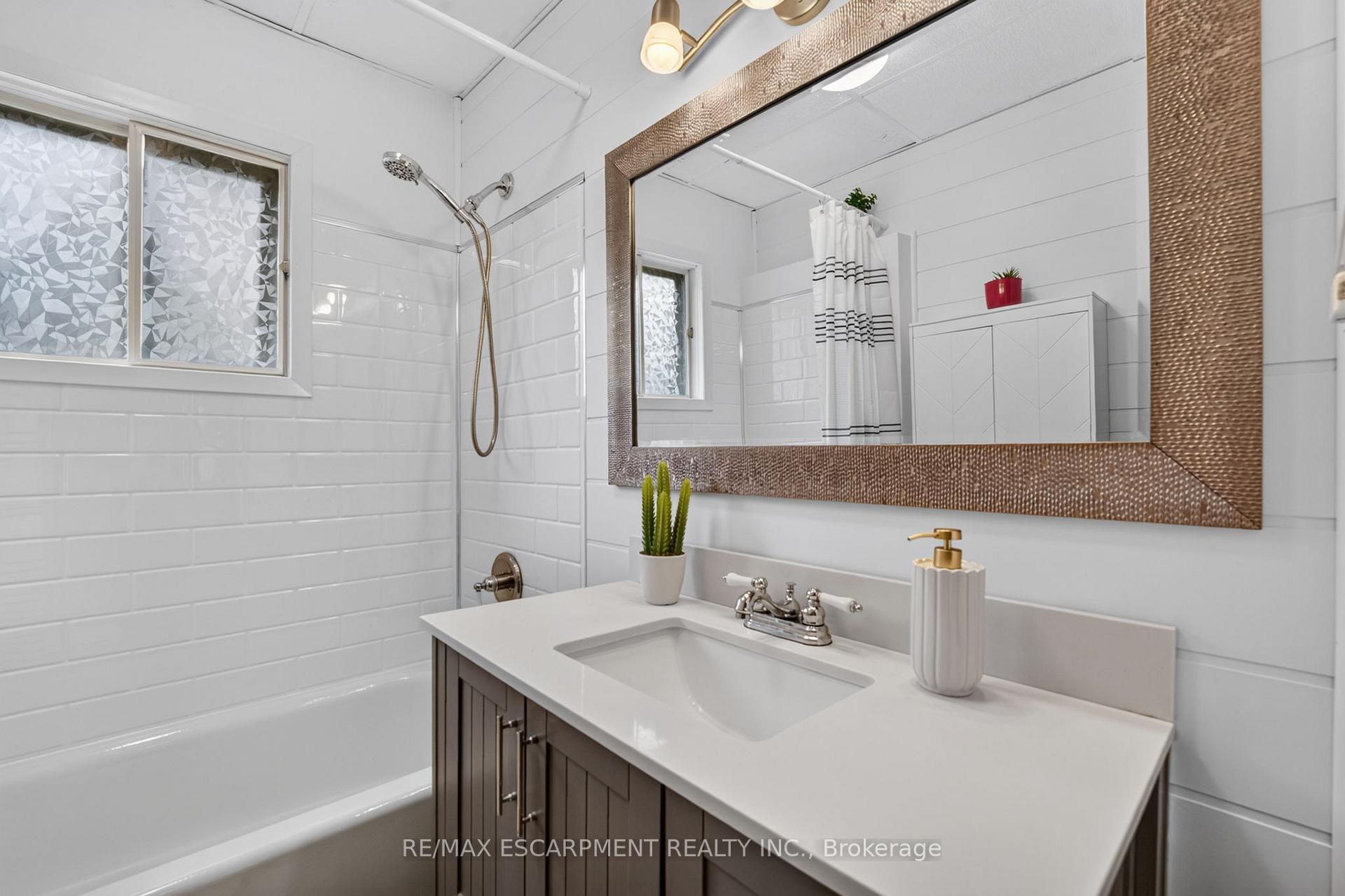 Photo 22 of 333 Simpson Avenue, Welland, Lincoln/Crowland — HOMEH